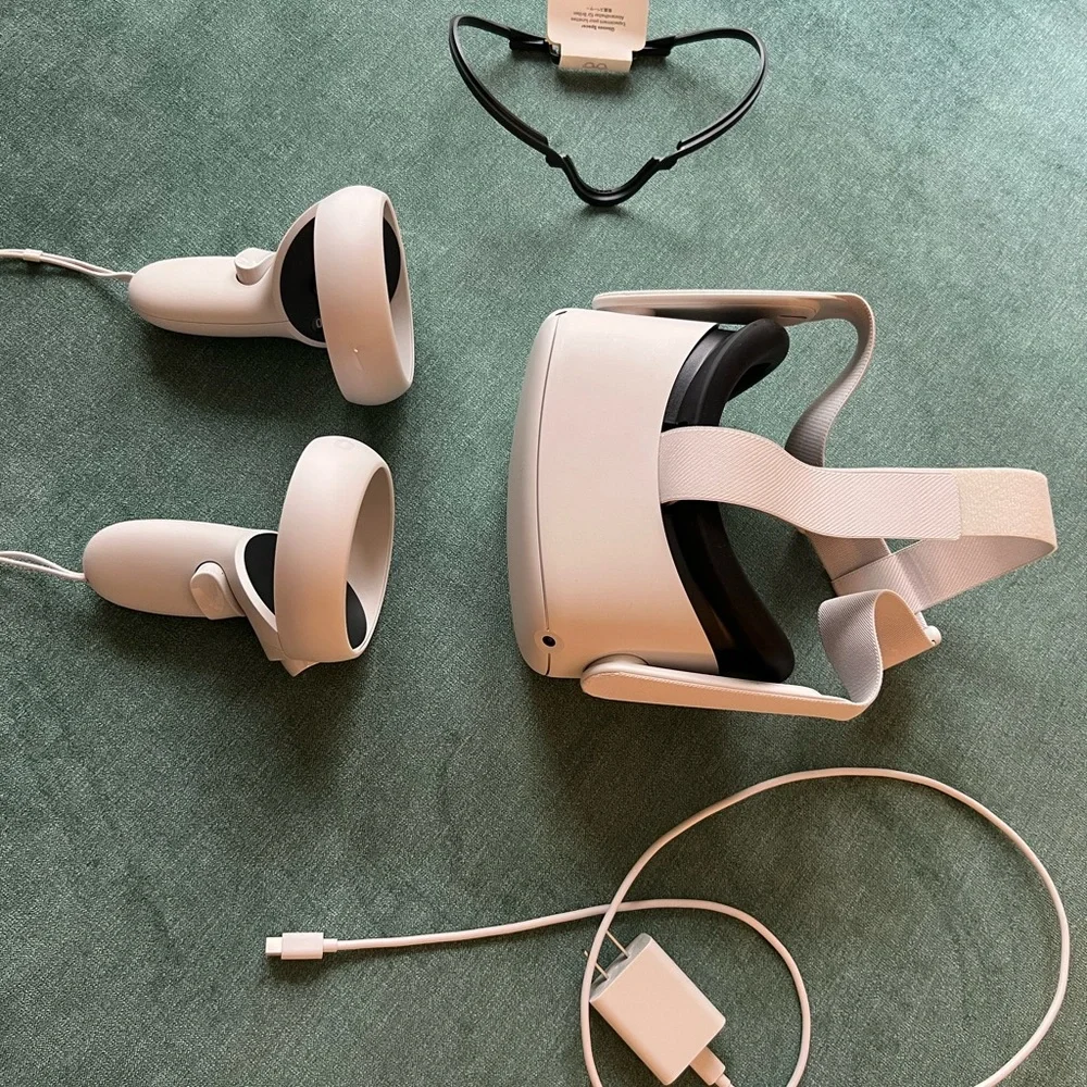 Oculus (Meta) Quest 2 virtual reality headset 128GB